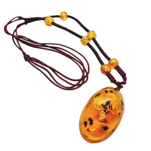 Collana Realizzata con Cordino in Lycra con Intramezzi e Ciondoli da 30x50mm in Ambra (Imitazione)