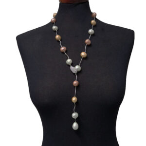 Collana Lunga Realizzata con Pietre in Conchiglia Bianco Oro Rosa Lisce Ovali con Chiusura Centrale Regolabile