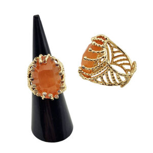 Anello in Ottone Regolabile su Base Oro con Pietra Occhi di Gatto Arancio (ANOT354-AR)