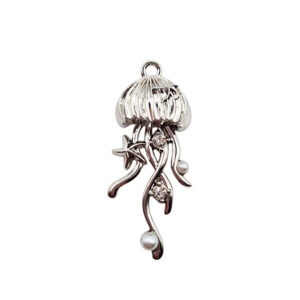 Ciondoli in Ottone Medusa su base Argento 14,5x35mm (CNOT227-S)