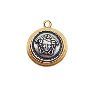 Ciondoli in Zama Con Bordo Oro e Medusa Argento Bombato 18mm (CNZM35)