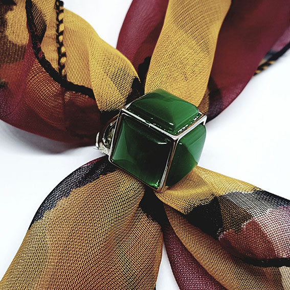 Anelli in Ottone su base Oro Con Pietre a forma di Cubo in Vetro Azzurro con Elastico (ANOT032-AZ) - immagine 3